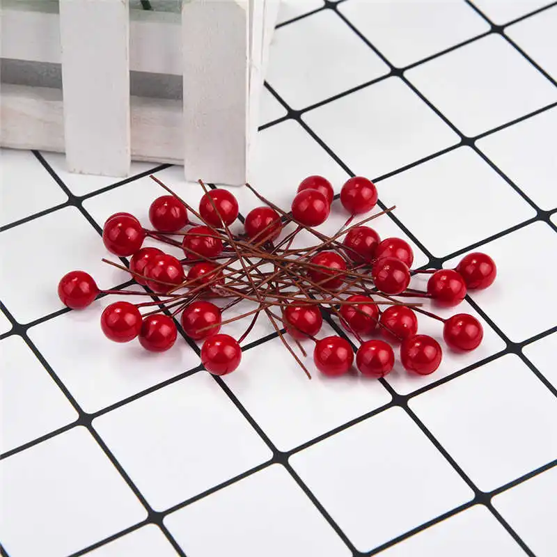 30pcs Mini Christmas Red Berries 10mm Simulation Berry Small Red Fruit Simulation mulberry pulp small particles #2n14 (1)