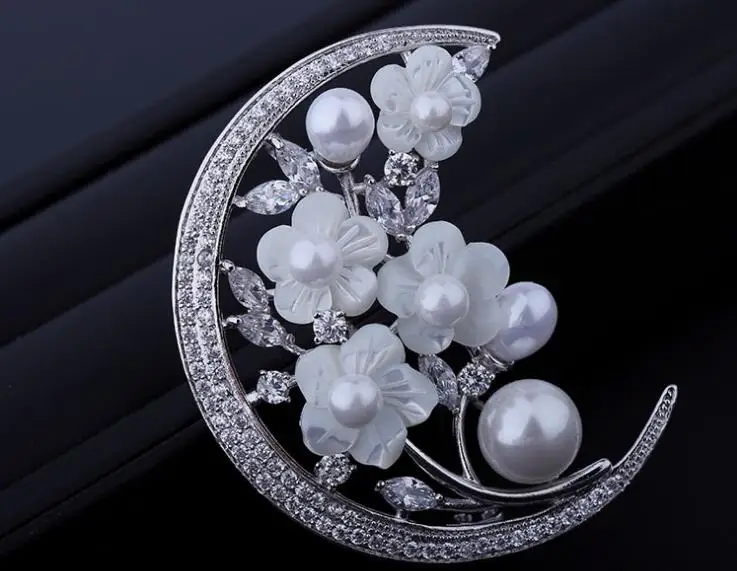 AA Wholesale price ^^^Elegant Beauty White Pearl Rhinestone Brooch