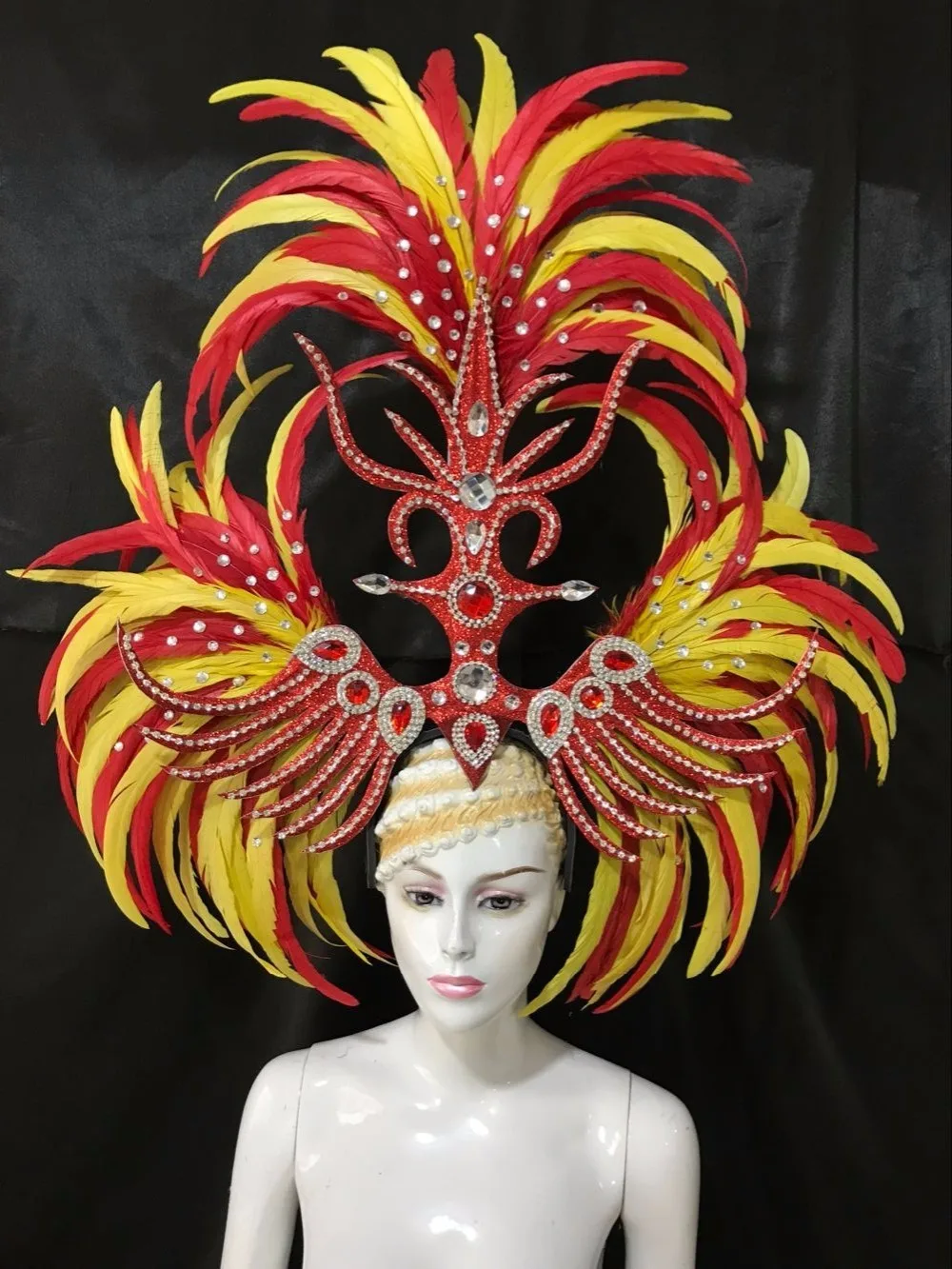 

Brazil Rio Spanish Cuba Santiago Havana Venice Dionysia carnival Float Mask dress masque ball costume samba plumage plume Headd