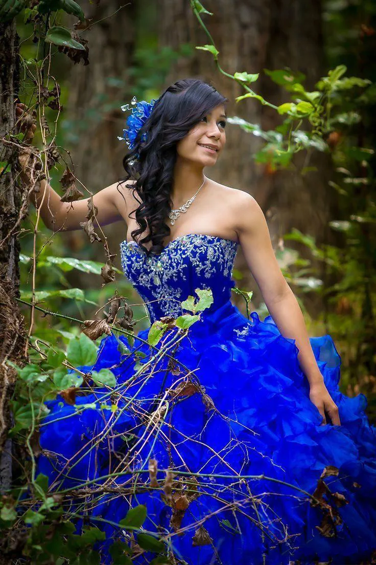 Новые королевские синие сладкий 16 бальное платье без бретелек Quinceanera Вышивка бисером многослойная оборка юбка бальное платье принцессы для девочек длинные платья для выпускного вечера