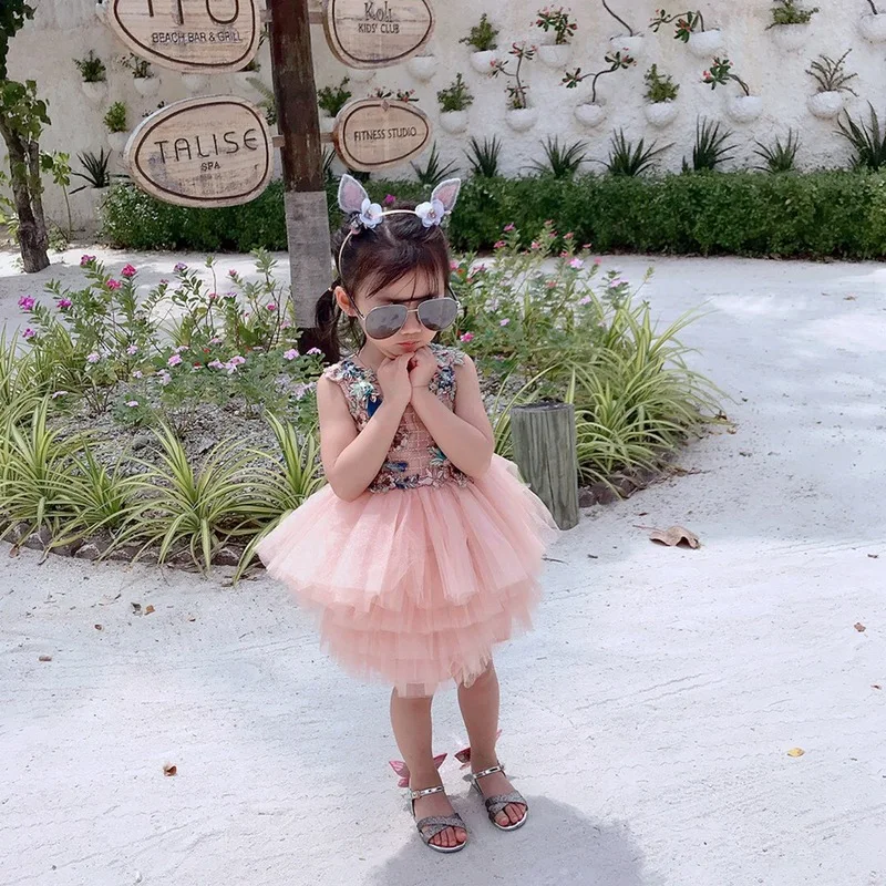 

2019 Spring and Summer New Product Girl Baby Handmade Crystal Nail Bead Sleeveless Cake Dress Net Gauze Toddler Dress