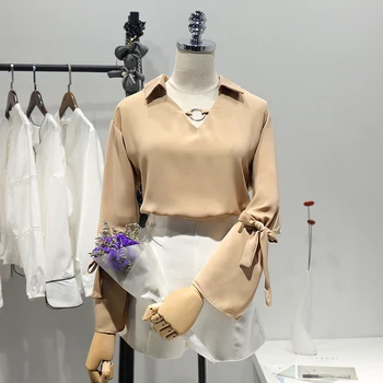 

2018 Spring New Fashion Casua Shirt Women V Neck Long Flare Sleeve Chiffon Blouse Office Lady Work Loose Tops Camisas Feminina