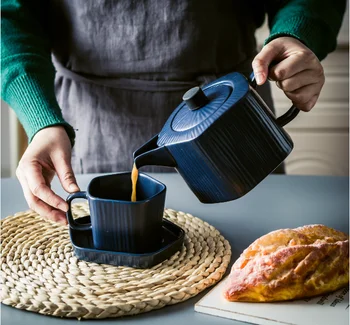 

Nordic simplified pottery teapot coffee making kettle cup and saucer large capacity tea coffee pot cold kettle water appliance