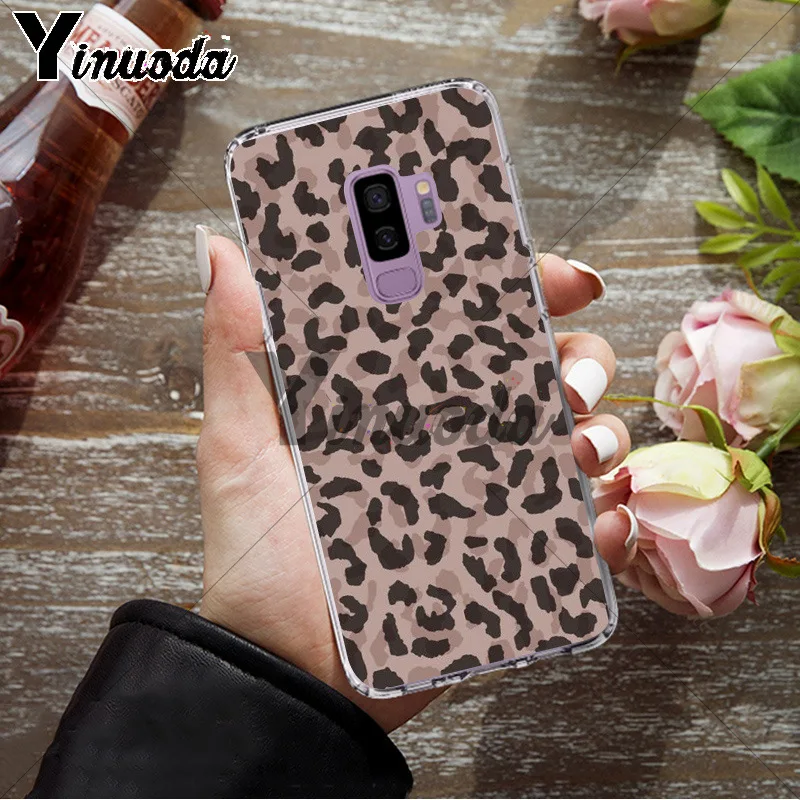 giraffe leopard tiger zebra Wild Print 