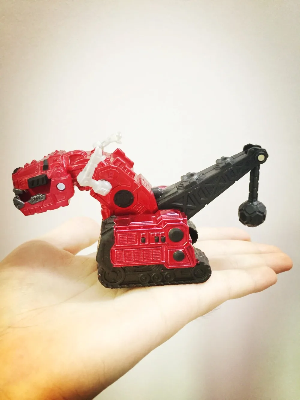 С оригинальной коробкой Dinotrux грузовик-динозавр съемный динозавр игрушечный автомобиль мини-модели новые детские подарки модели динозавров