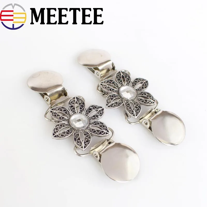 

2Pcs European Retro Crystal Cardigan Clip Clothes Rhinestone Decorative Buttons Metal Buckles Garment Sweater Pins Brooch