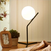 New Nordic просто постмодерн Стиль настольная лампа Стекло мяч лампы Lampen свет стол деко лампе Post современные фонари Освещение