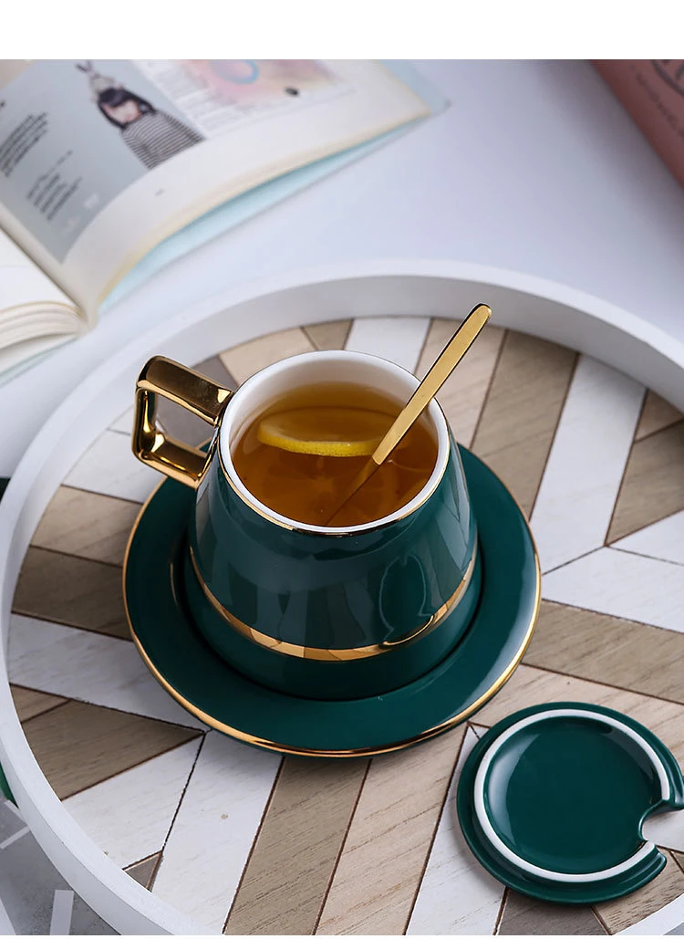 gold-cup-and-saucer_03