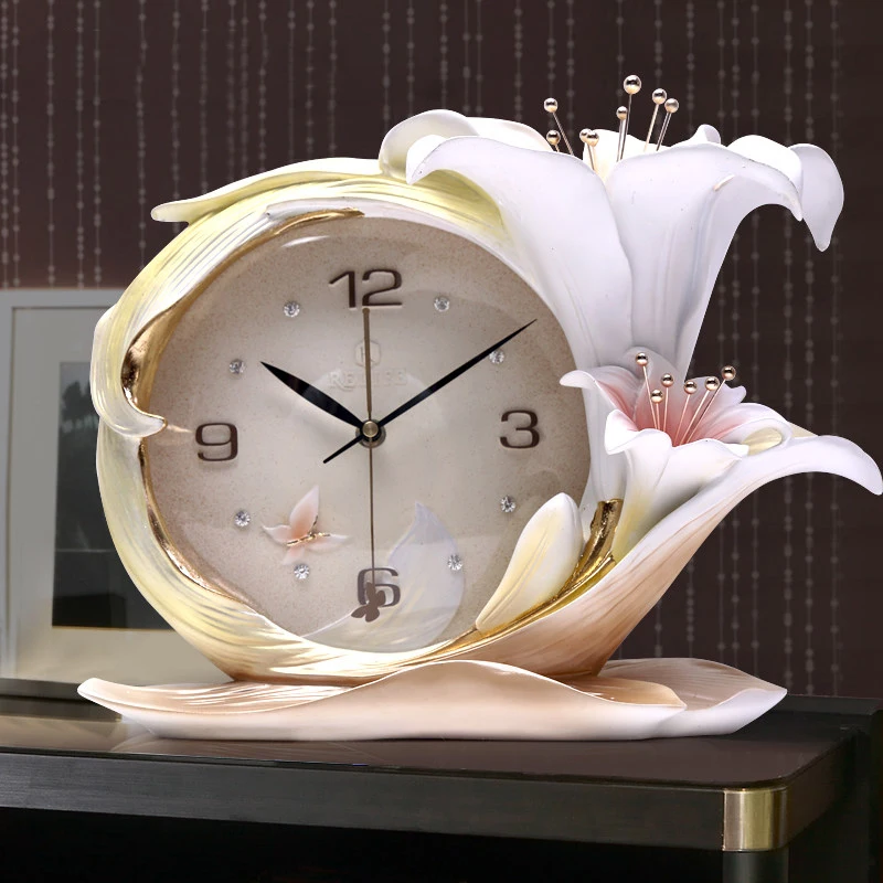 Modern minimalist creative personality embossed European home wall clock living room clock bedroom decoration clock