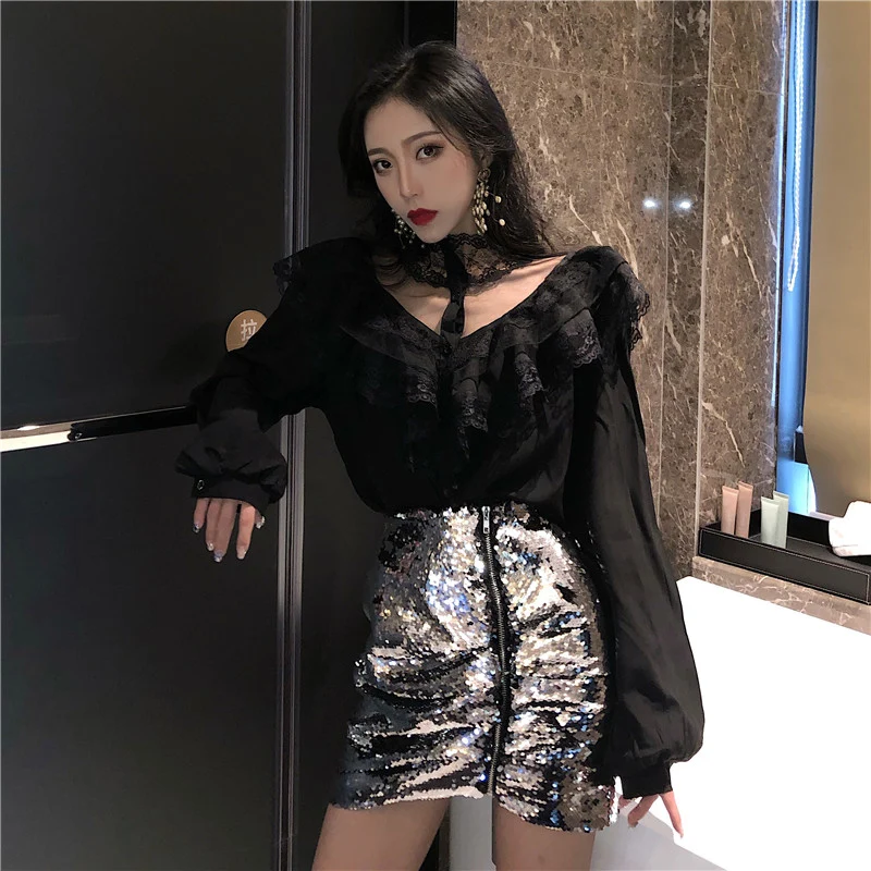 الربيع ارتداء 2019 جديد الإناث الفرنسية المتخصصة شيك مزاجه الدانتيل لصق الرقبة قميص المرأة طويلة الأكمام قمصان FP75