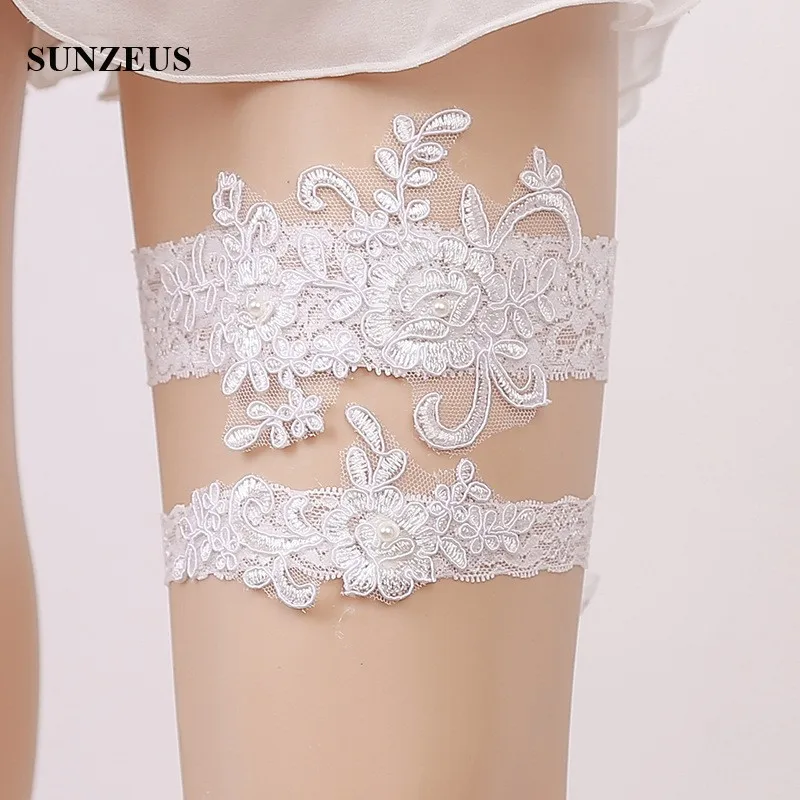 2018 New Design Appliques Lace Bridal Garter Stock Free Shipping ...