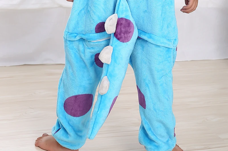 pajamas details 2