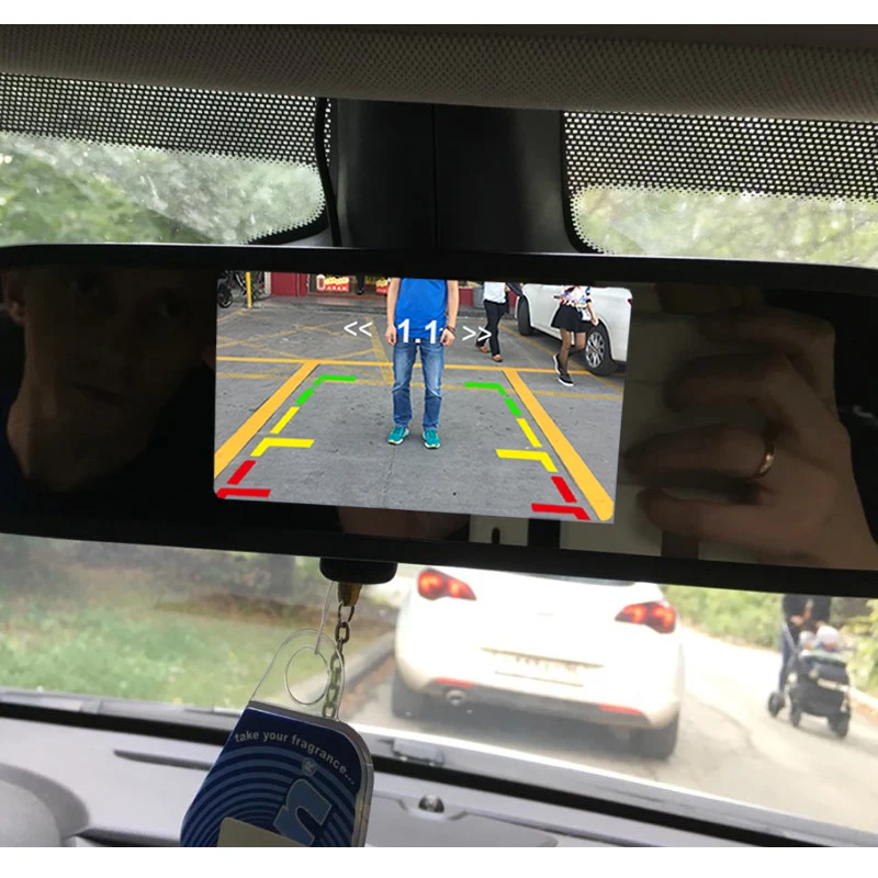 Sinairyu Wire Video Parking Sensor Reverse Backup Radar Assistance, Auto parking Monitor Digital Display and Step-up Alarm