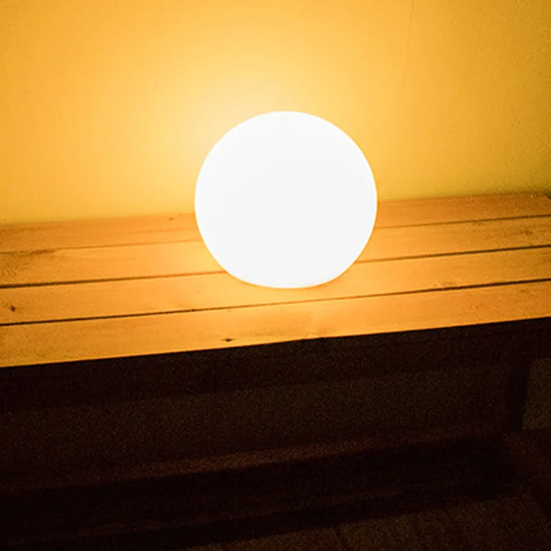 round wall light