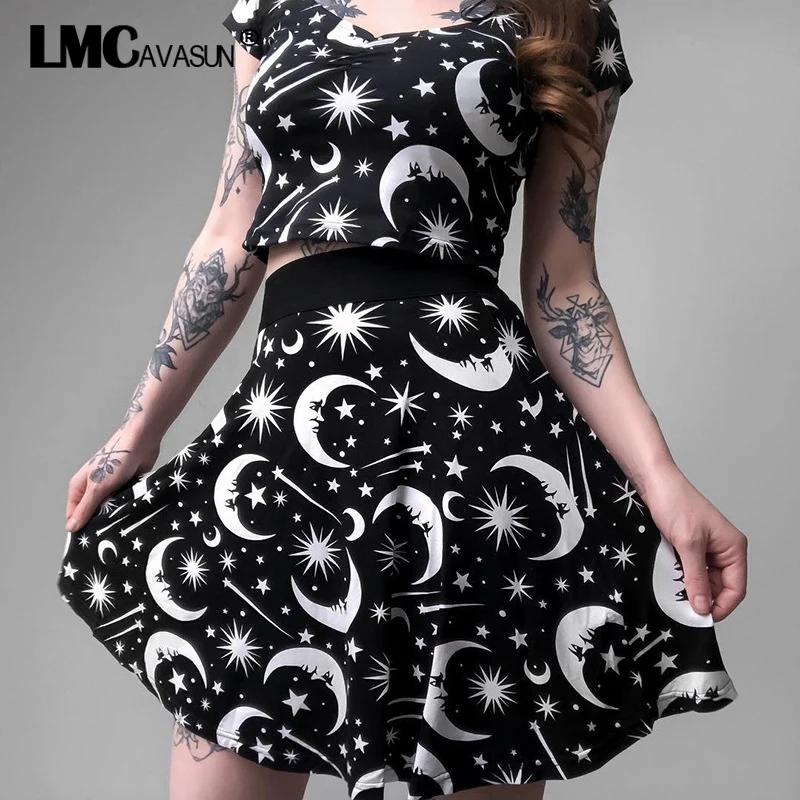 

LMCAVASUN Printed Pleated Gothic Skirts Women High Waist Punk Black Mini Skirts Constellation Rock Moon Sexy Club Outfits