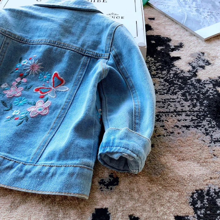 Детская куртка с цветочным принтом для маленьких девочек новая джинсовая куртка свободного кроя с длинными рукавами для девочек на весну и осень