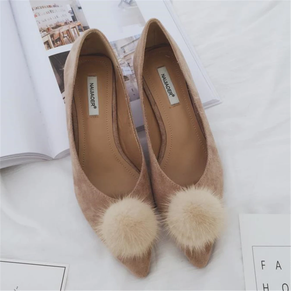 

Tailoreed Autumn New version Flat shoes sweet wool ball flat bottom velvet students pointed head shallow shoes female bottom