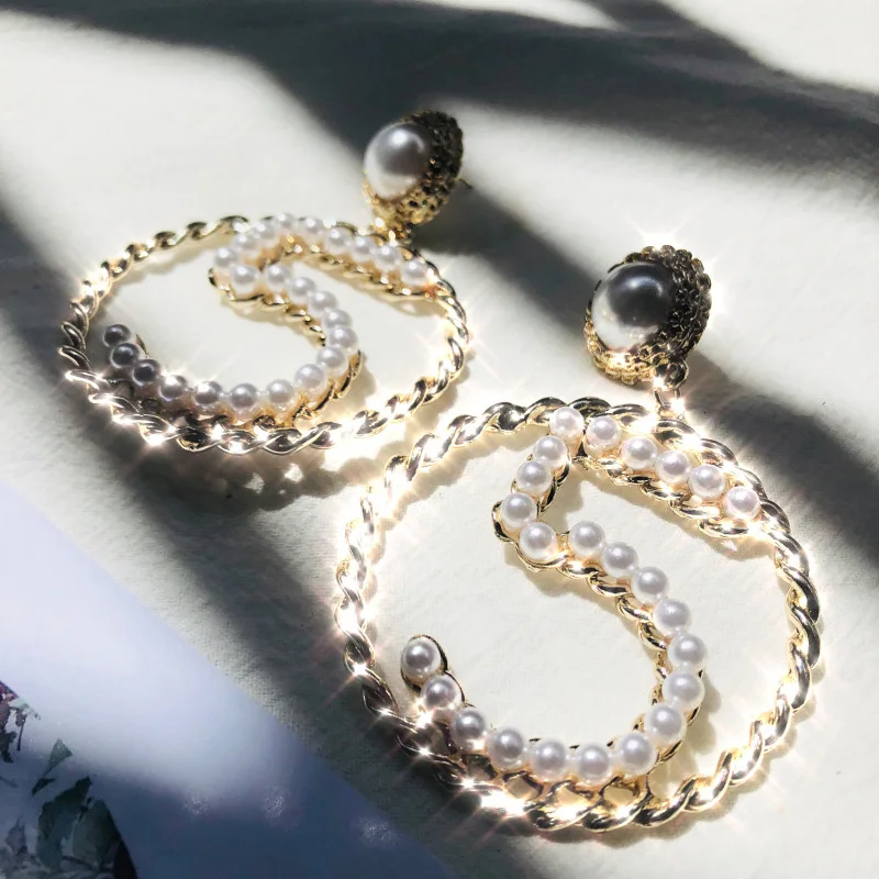 Women Earring Jewelry Fashion Simple Pearl Number 5 Big Circle Part Model Earrings Black Ribbon Weaves pearl earrings