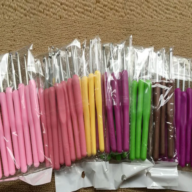 

Durable Multicolor Knitting Needles Mixed Metal Hook Crochet Template Kit TPR And Aluminum For Loom Tool Band DIY Crafts 8pcs