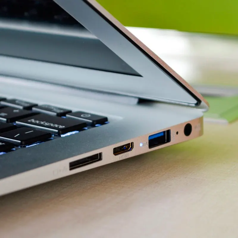Windows10 ultrabook 13.3\