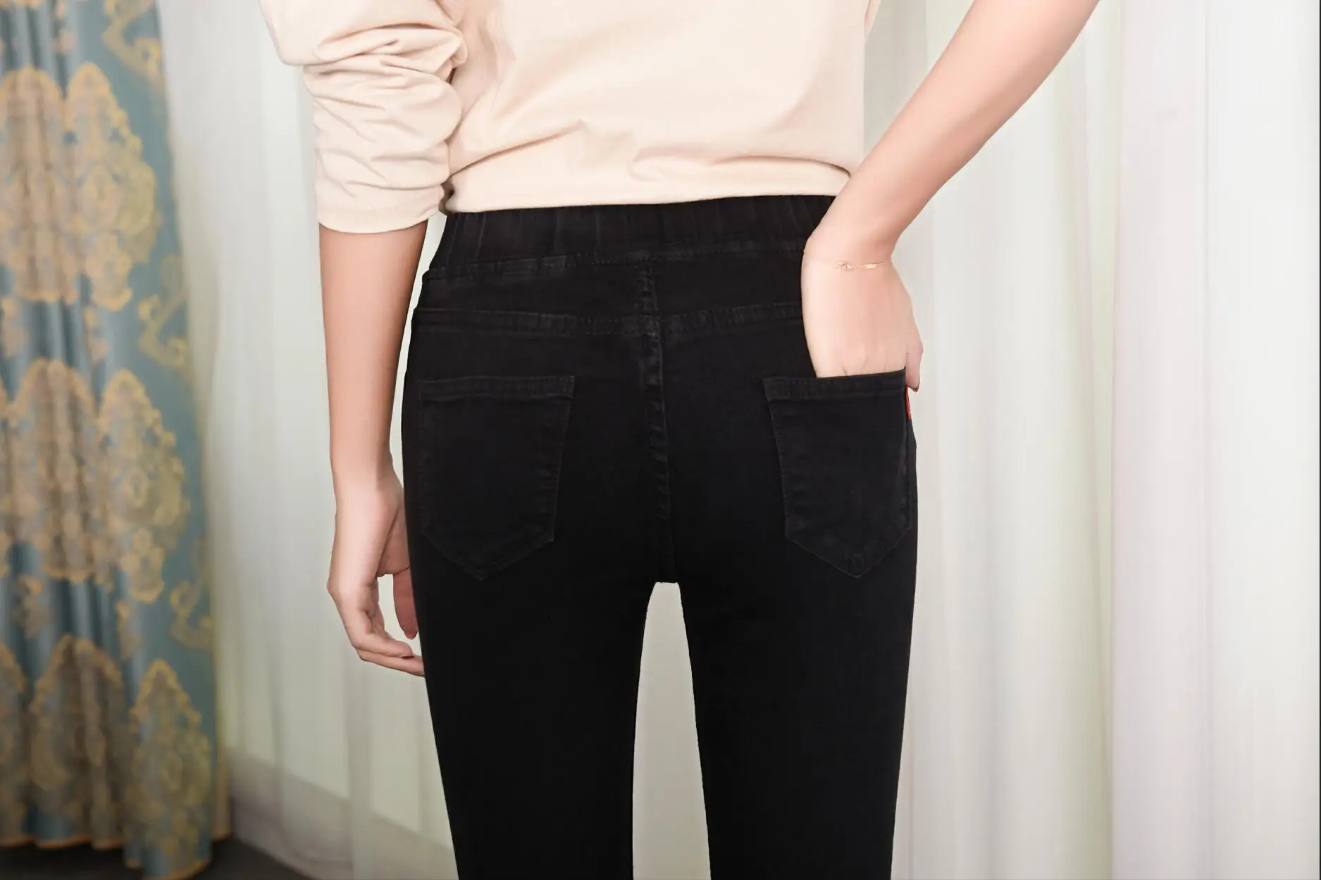 Quality Plus Size Casual Women Jeans Pant Slim Stretch Cotton Denim Trousers for woman skinny pocket mom Jeans pencil pant 6XL Quality Plus Size Casual Women Jeans Pant Slim Stretch Cotton Denim Trousers for woman skinny pocket mom Jeans pencil pant 6XL