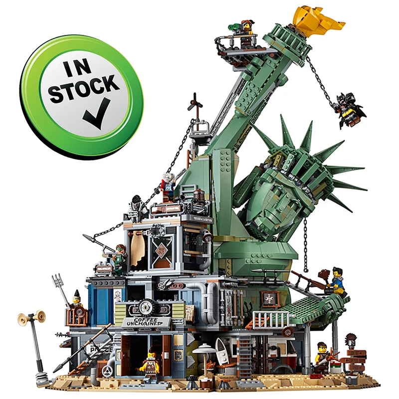 

In stock 45014 Movie Series 3560pcs The 70840 Welcome to APOCALYPSEBURG Set Building Blocks Bricks Kid Toys Christmas