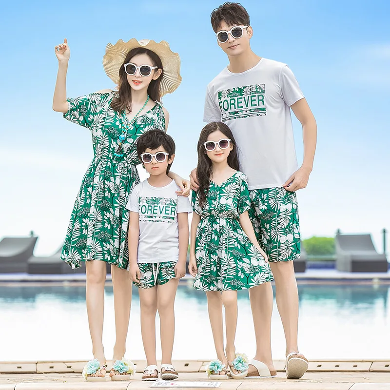 Mommy and Me Mother Daughter Dress Family Look Beach T Shirts Like Father Son Matching Clothes Boy Shorts Sun Production Shirts