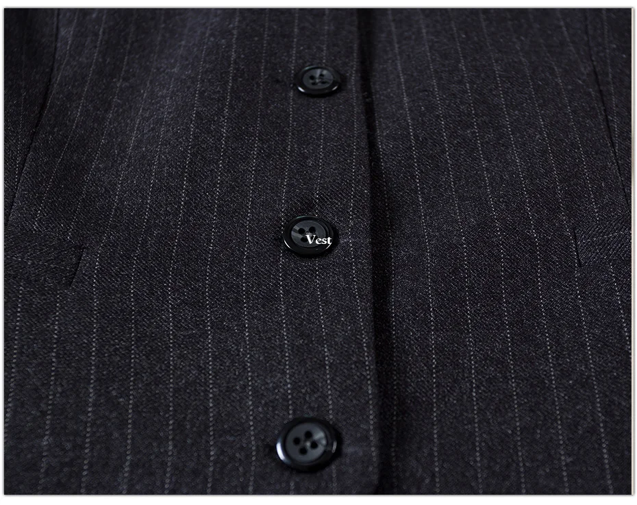 1802AXE-VestDetail_07