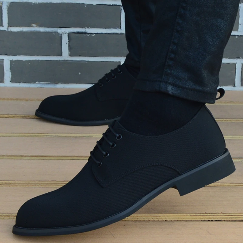 Парусиновая обувь для мужчин; популярные мужские повседневные модные кожаные туфли на шнуровке с острым носком; модные деловые туфли; Туфли-оксфорды для мужчин