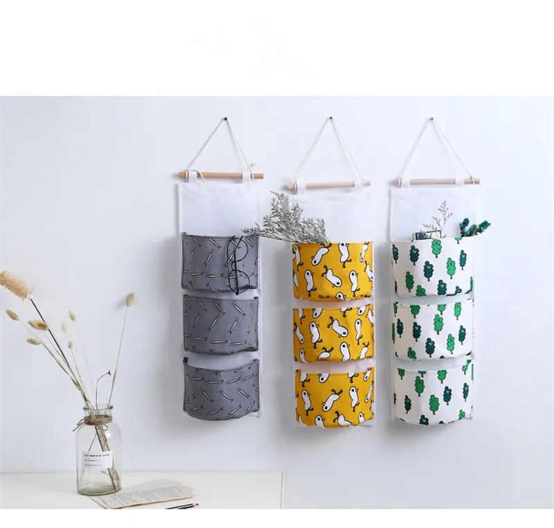 

Cartoon Pattern Cotton Linen Hanging Storage Bag 3 Pockets Wall Mounted Wardrobe Hang Bag Wall Pouch Cosmetic Toys Organizer