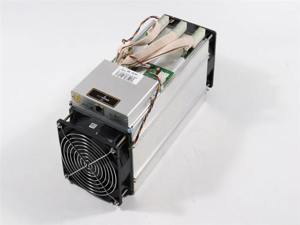 Используется AntMiner S9 13,5 т Bitcoin Шахтер Asic шахтер 16nm Btc МПБ Шахтер Bitcoin горной машины лучше, чем Whatsminer M3