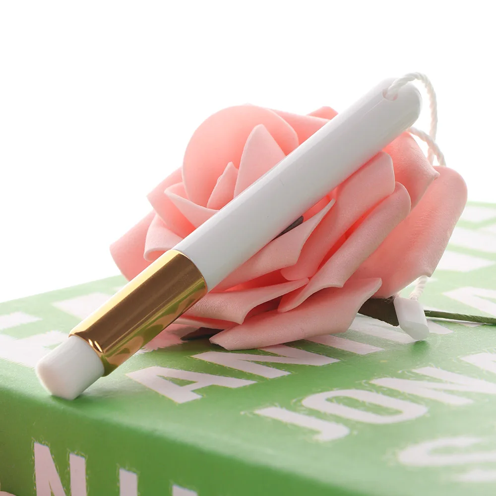 

Professional Skin Care Peel Off Blackhead Nose Cleaning Remover Tool Washing Makeup Brush Eyelash Wash Brush