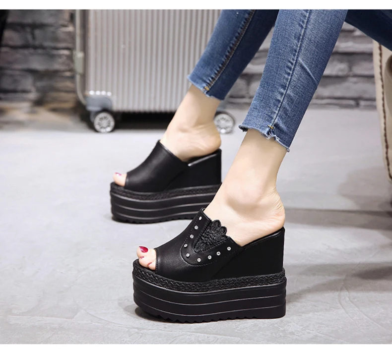 woman shoe