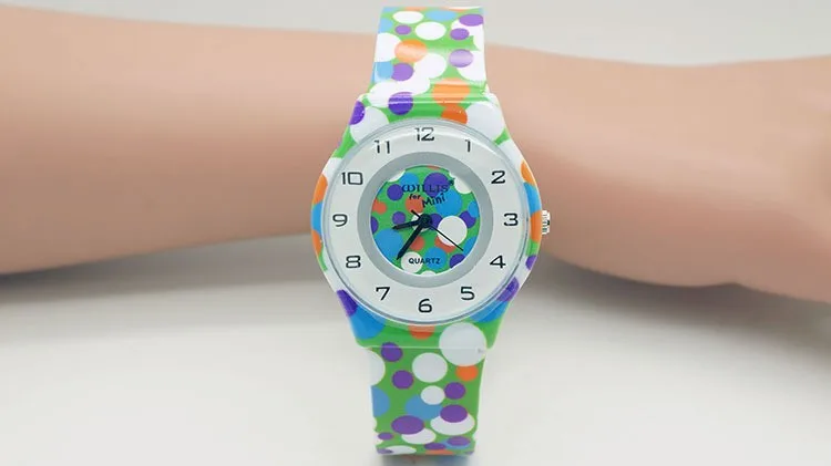 2667438925_677347802