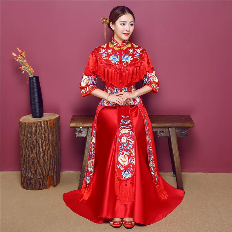 traditional chinese gown