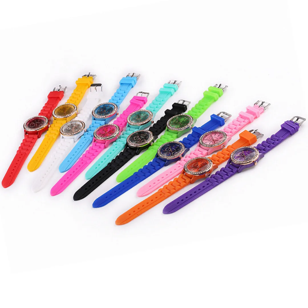 Geneva Casual Watch Women Crystal Dress Watch 2017 Quartz men Silicone watches Unisex Wristwatch Sports watch relogio feminino