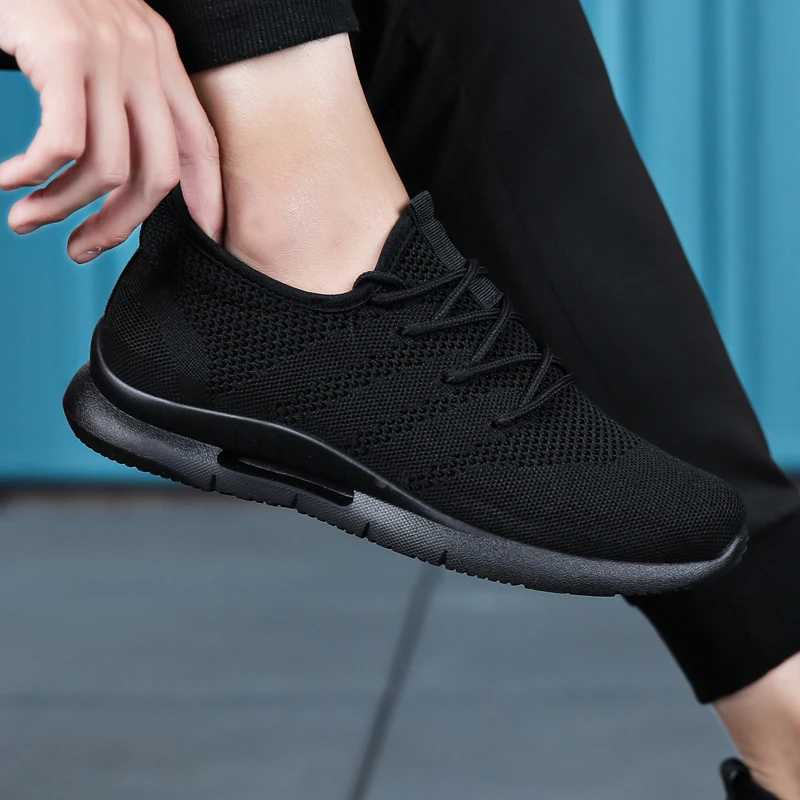

Men Sneakers 2019 Spring Summer Classic Breathable Men Running Shoes Low-Cut Flyweather Low To Help Walking Fitness Sport Shoes
