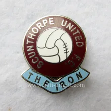 Пользовательский odm/OEM твердый эмаль новейший футбол нагрудные булавки для спортивного клуба значки Позолоченные Соединенные Лига Нет MOQ высокого качества