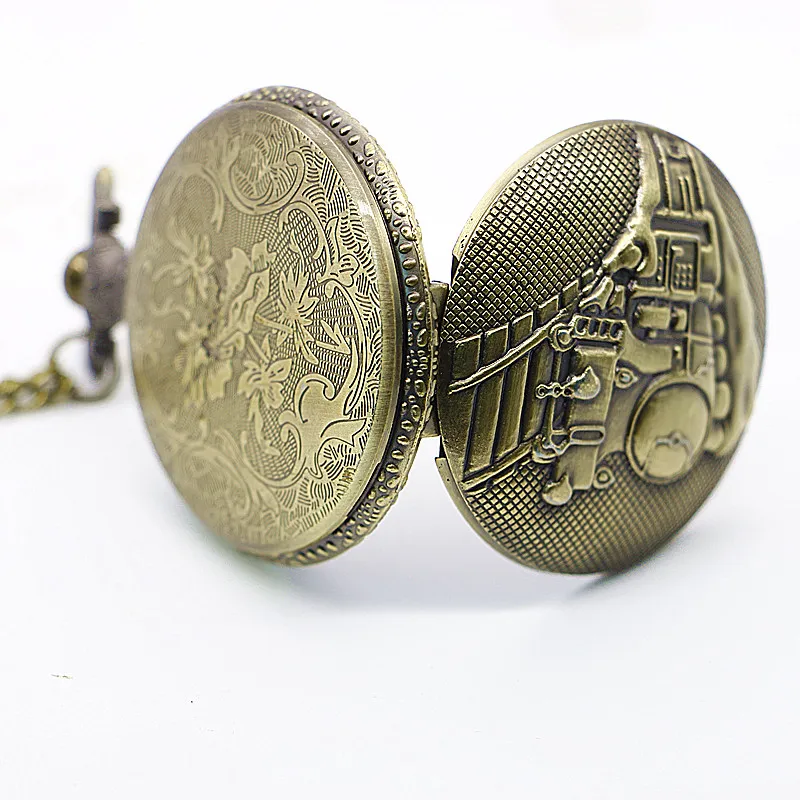 Vintage-Bronze-Train-Front-Locomotive-Engine-Quarzt-Pocket-Watch-Pendant-Necklace-Gifts-Clock (1)