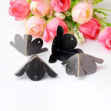 20 шт Античная бронзовая бижутерия Подарочная коробка Деревянный чехол декоративная ножка угловая защита 23x34 мм J2972