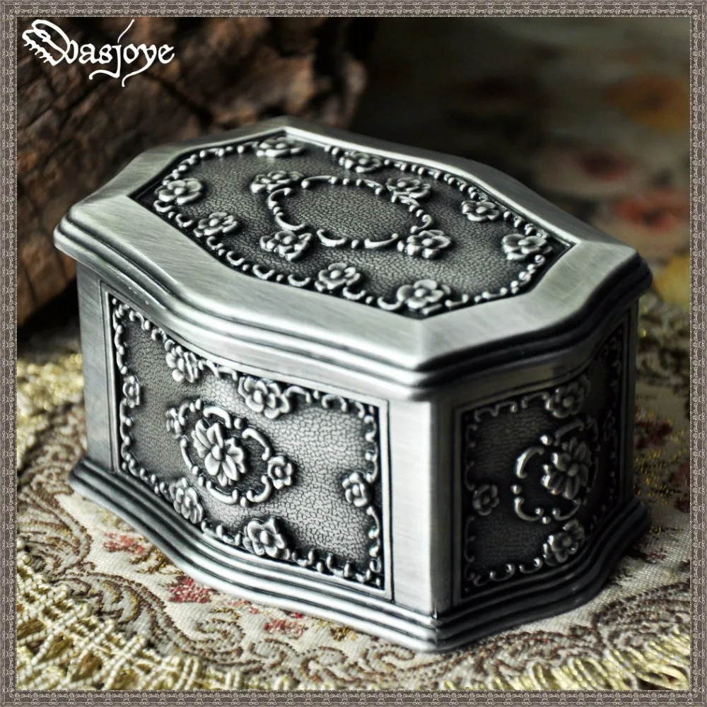Classical European princess jewelry box Gothic retro metal mysterious