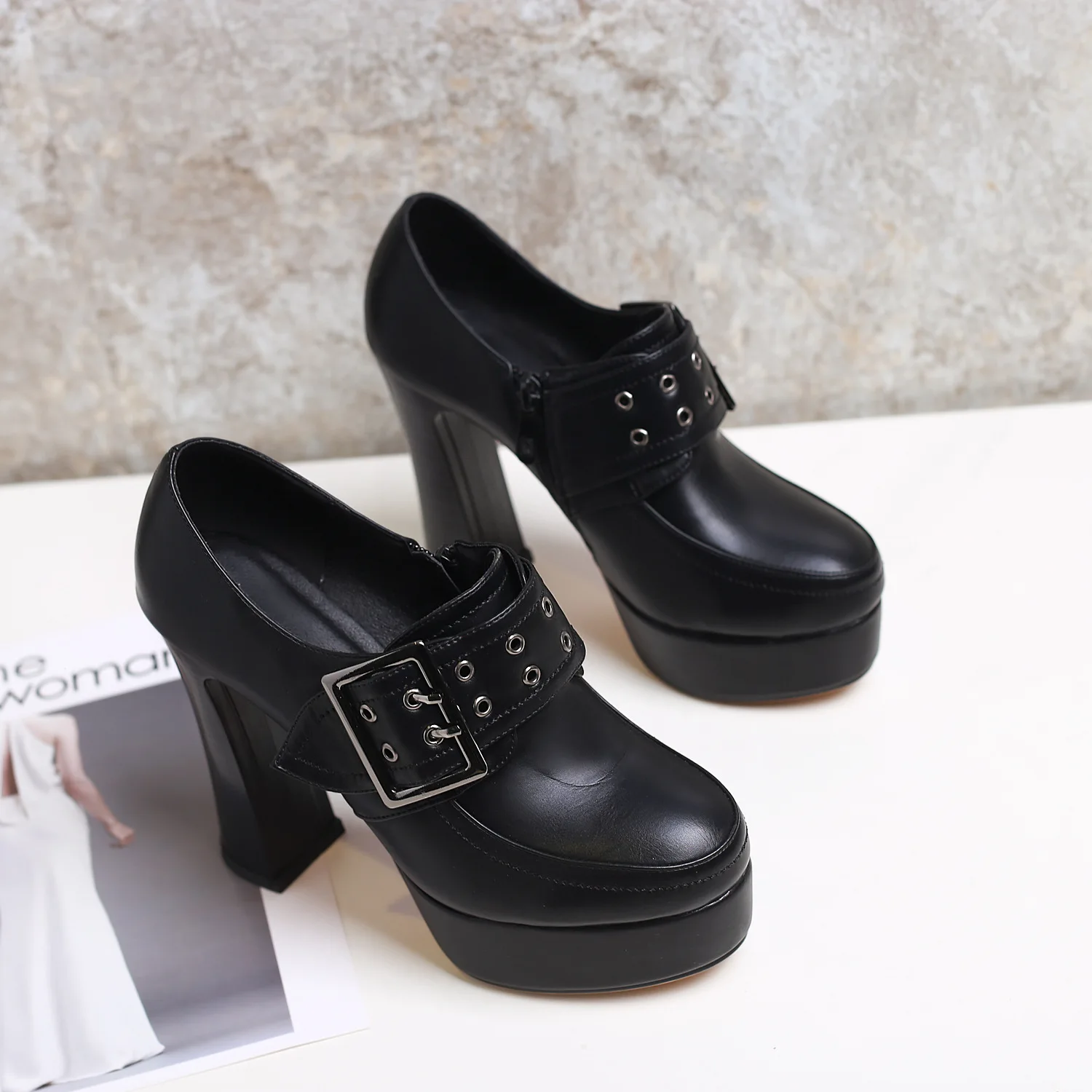 De Plate Noir Femmes brown Chaussures 18621 Mode En À Printemps Talon Bouche Avec Cheval forme Super Haute Cuir Vent La Et Dans Ceinture Fer Automne tgFRgq0