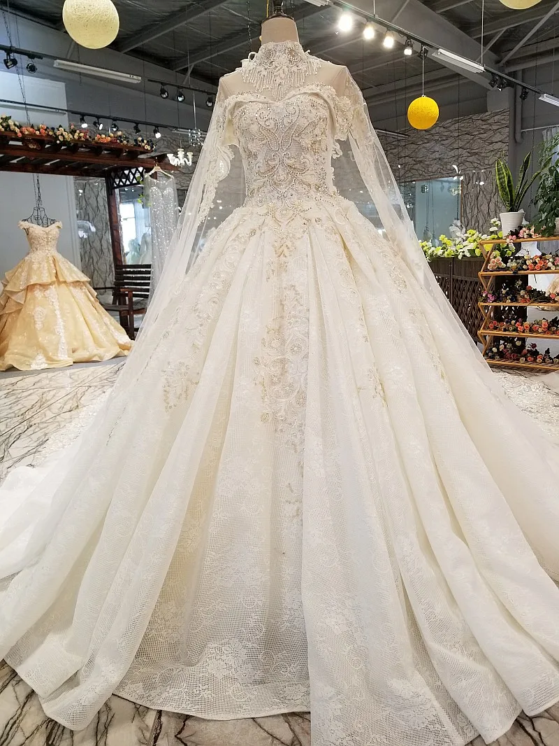 Ls54799 Luxury Long Cape Wedding Gown With Collar Chain Off
