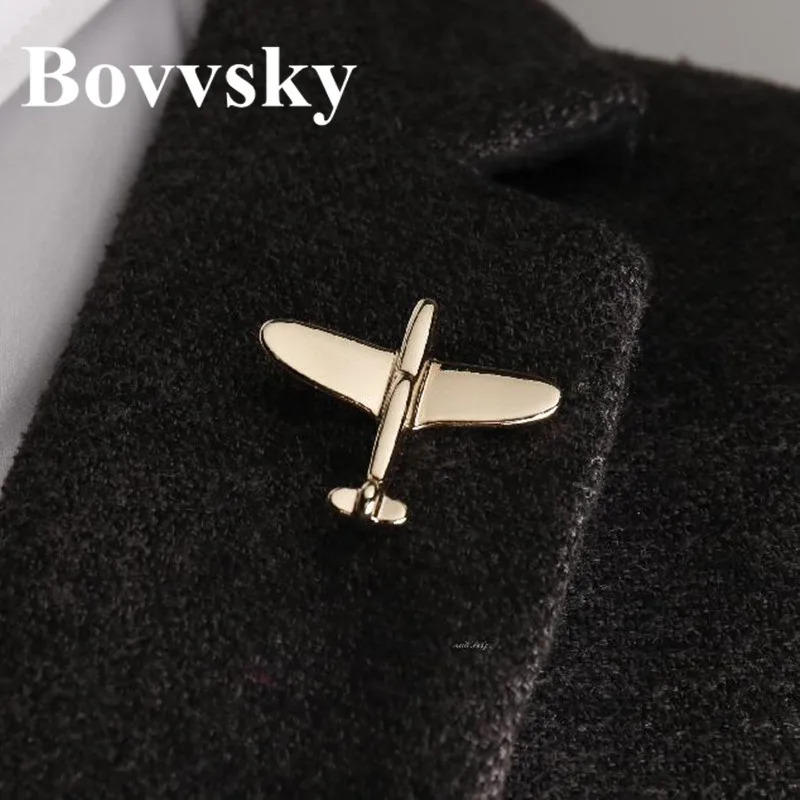

Bovvsky Gold-color Airplane Brooch Pin Cool Brooches For Kid Scarf Hat Backpack Cardigan Bijouterie smooth metal Broche