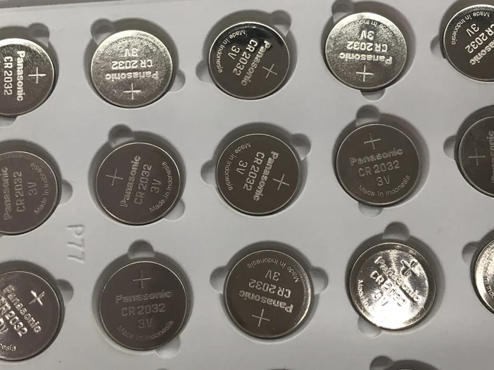 

100pcs/lot Panasonic CR2032 Button Cell Batteries 3V Lithium Battery For Watch Car Calculator Coin Battery CR 2032