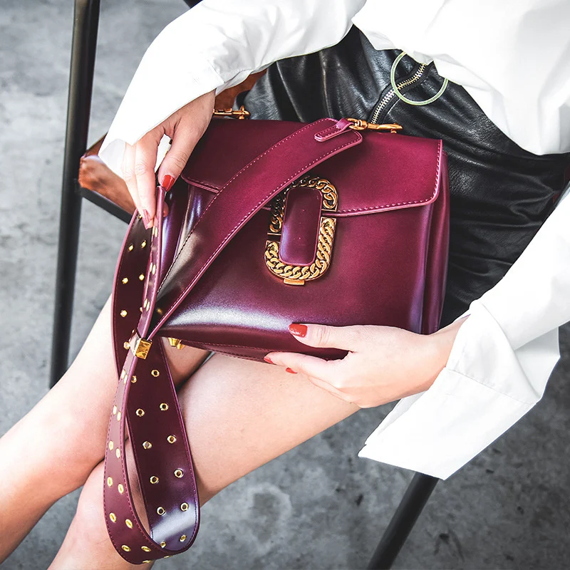 

Hot new style design fashion Punk style good quality strap shoulder bag ladies messenger bag 677