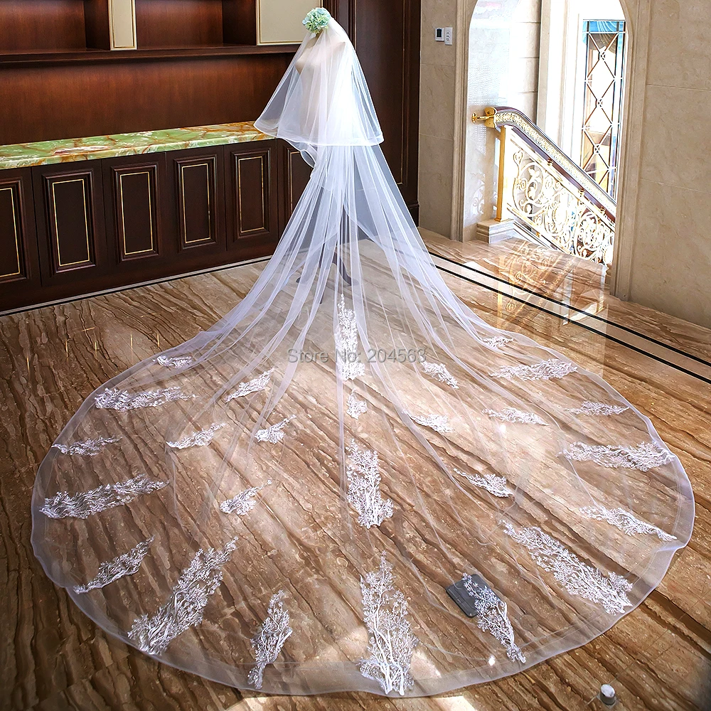 

Stunning Two-Layer Luxury Lace Wedding Veil with Tree Shape Flowers 4 Meters Long Bridal Veils with Comb AX2019