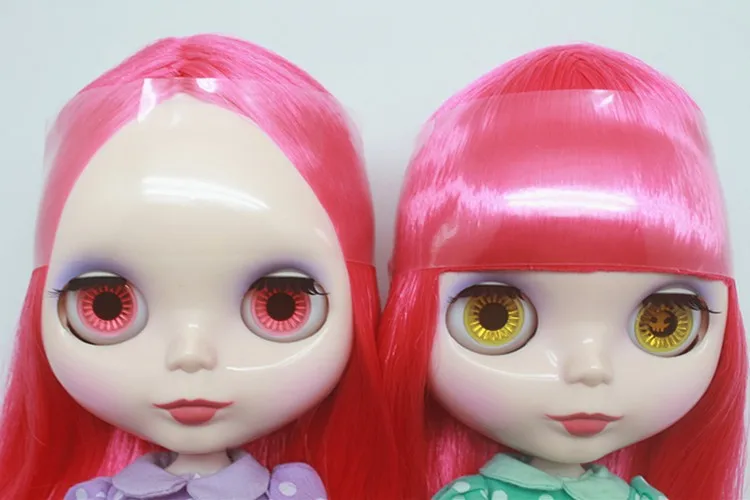 Ню Блит фигурку куклы(розы красные волосы