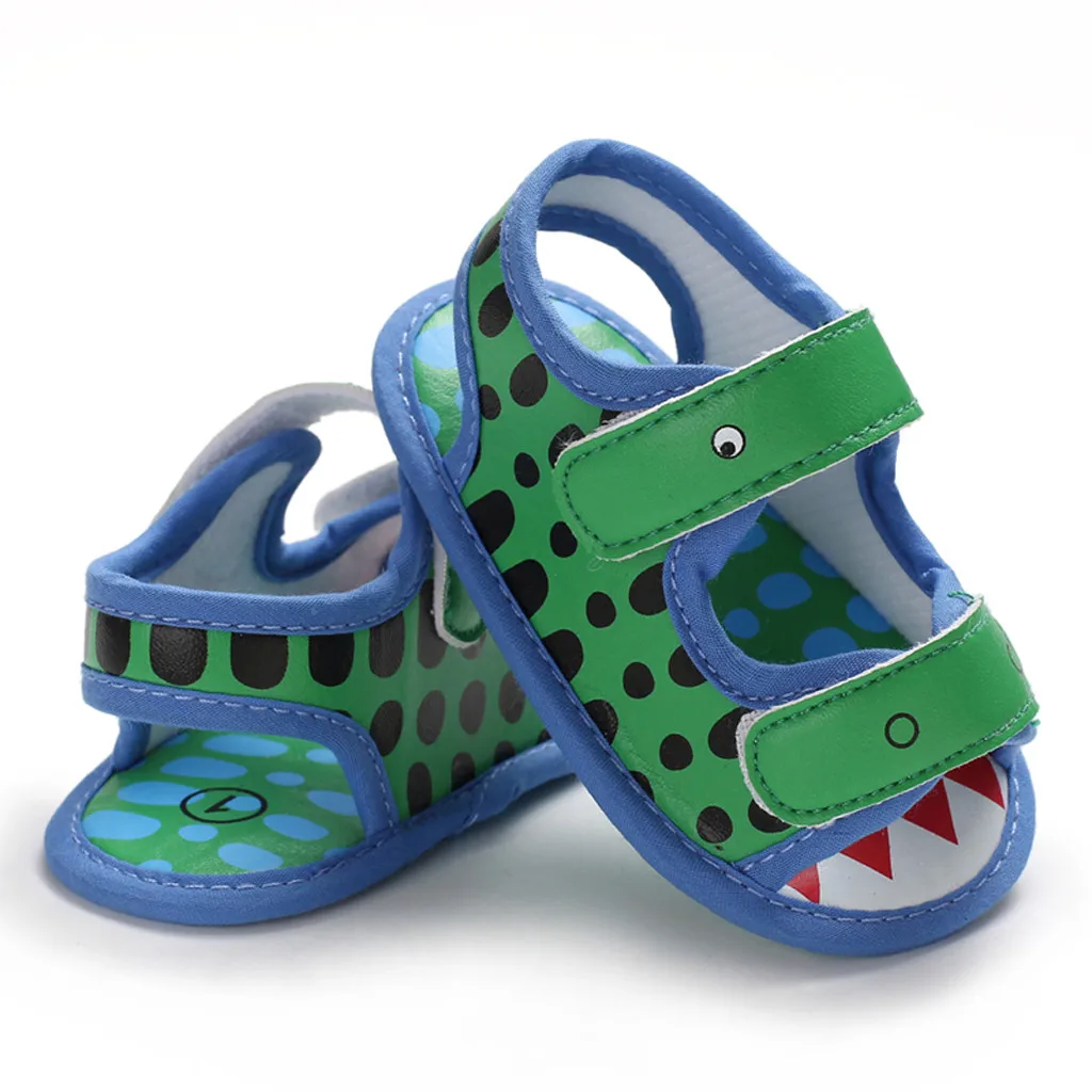 Одежда для новорожденных, малышей, маленьких обувь детские сандалии для девочек и мальчиков Повседневное на весну с принтом «крокодиловая кожа»; обувь пляжная рубашка на застежке-липучке; для детей ясельного возраста Детские сникерсы