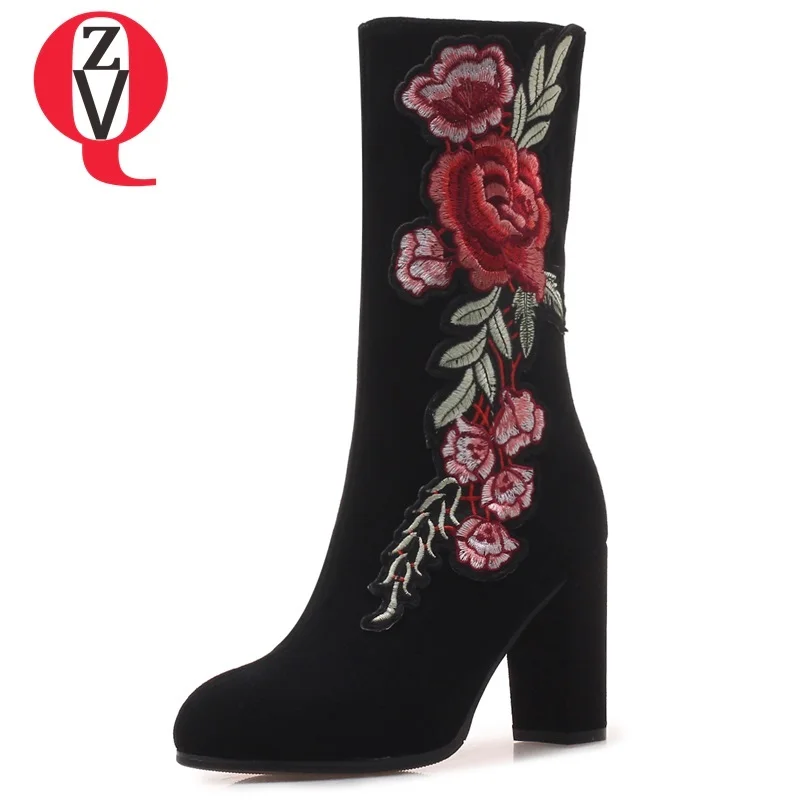 

ZVQ women shoes 2018 winter new super high square heel round toe zipper outside warm fashion embroider party mid calf boots